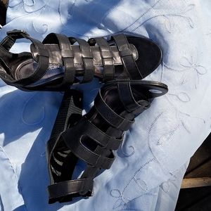 Madden Girl Black  Heels